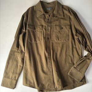 LL Bean Signature Men's Olive Button Down Shirt